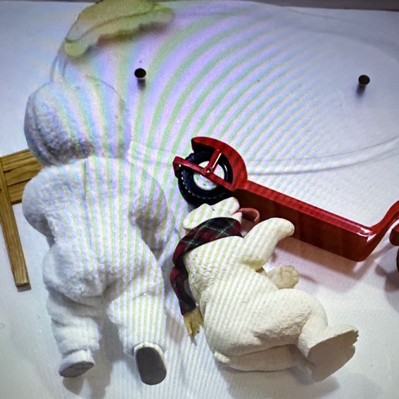Snow Baby Adorable White and Red Kids Toy Scooter with Bear - Picture 4 of 5
